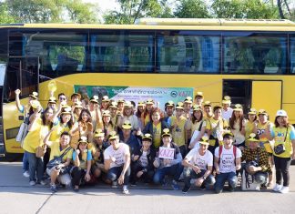 คนดีอาสาทำดีถวายพ่อหลวง กับ หนุ่มๆ WaterBoyy Movie : บีม เก่ง ปริ้น นัท หมิง