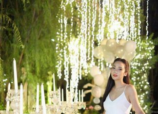 อั้ม พัชราภา ปาร์ตี้ปีใหม่ “พันปีปีใหม่ 2017” อลังขนาดไหนมาชมกัน