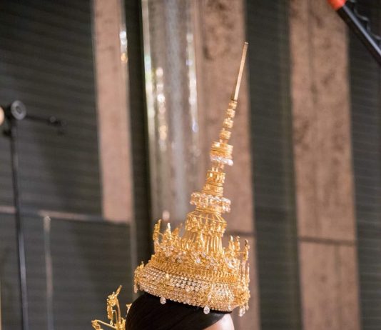 รวมภาพความปังของ ‘น้ำตาล ชลิตา’ บนเวที Miss Universe