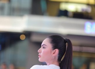 ใหม่ ดาวิกา สวยเซ็กซี่โชว์แผ่นหลัง