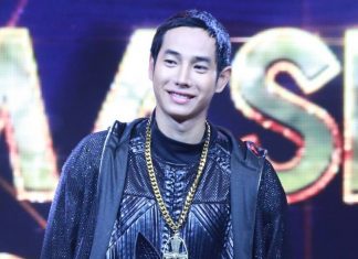 เป็นไปตามคาดหน้ากากจิงโจ้ เป๊ก ผลิตโชค นั้นเอง งงเด้!!