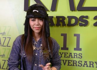 ซานิ รางวัล “ศิลปินหญิงยอดนิยม”