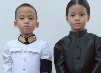 โมเม้นประทับใจ บีน่า-บรู๊คลิน ในชุดเข้าเฝ้าและชุดไทยจิตรลดา