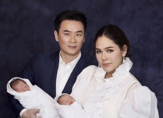 เปิดภาพคุณแม่มือใหม่ ชมพู่ อารยา กับการออกจากบ้านครั้งแรกหลังคลอด