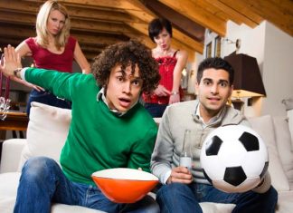 ดูบอลโลกอย่างไรไม่ให้ร่างพัง