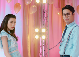 ‘KQ’ แท็กทีม ‘เคนน้อย’ กอดคอ ‘ปั้นจั่น-เอสเธอร์’ แร็ปมันส์ๆ ในเอ็มวี “ตุ๊กแกแลรัก” ประกอบภาพยนตร์ ‘รัก 2 ปี ยินดีคืนเงิน’