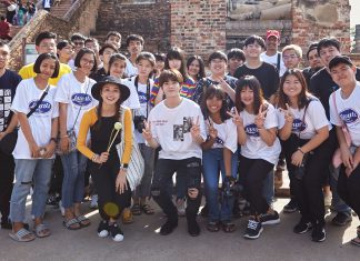 ‘ยอร์ช-ยงศิลป์/พลอยพิม SY51’ แท็คทีมแฟนคลับทำกิจกรรม ‘คนดีอาสาทำดี’ ทาสีห้องน้ำโรงเรียน