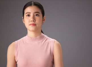 ‘เอสเธอร์’ ประทับใจบท ‘จี๊ด’ สาวโลกสวย คาแร็กเตอร์ตรงตัวครั้งแรก ในภาพยนตร์เรื่อง ‘รัก 2 ปี ยินดีคืนเงิน’