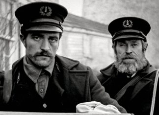 ‘Robert Pattinson’ เผยต้องอาเจียนให้อินกับบทในภาพยนตร์แนวระทึกขวัญ ‘The Lighthouse’