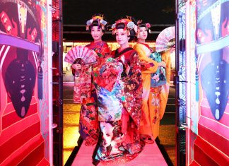 ออกไปลั่นชัตเตอร์ล่าแสงสวย ไหว้เทพเจ้ารับทรัพย์ ในงาน ‘LHONG 1919 Awakening Bangkok 2019’