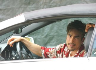 “ณเดชน์” สวมบทนักต้มตุ๋นคอลเซ็นเตอร์ประกบ “ใบเฟิร์น” ในภาพยนตร์โรแมนติกคอมเมดี้ “อ้าย..คนหล่อลวง”