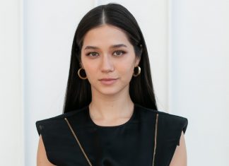 ทุ่มสุดตัว! “วี-วิโอเลต” ฝ่าด่านการถ่ายทำแบบลองเทคในซีรีส์แนวตั้ง “BLACKOUT บาร์ลับไม่มีในโลก”