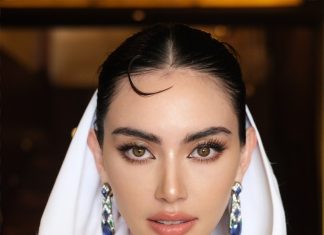 สุดหรูหราสง่างามกับ 2 ลุคสุดแกลมของ ดาวิกา โฮร์เน่ @davikah Friend of the House ของ @bulgari ร่วมชมแฟชั่นโชว์จิวเวลรีชั้นสูง ที่โรงแรม Bulgari Resort and Mansion Bali ณ บาหลี ประเทศอินโดนีเซีย