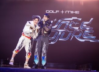 “กอล์ฟ-ไมค์” น้ำตาท่วมกลางคอนเสิร์ตรียูเนี่ยนรอบ 14 ปี ขอบคุณยังน้อยไป สำหรับความคิดถึงจากแฟนใน “GOLF MIKE : Bounce To The Future Concert”