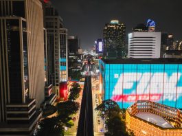 แรงสะเทือนกลางเมือง! อองตวน ปินโต จับมือ ห้างเซ็นทรัลชิดลม ในเครือเซ็นทรัล รีเทล และ Thonburi Phanich สร้างโมเมนต์ประวัติศาสตร์ในงาน FINAL PIT ON STAGE AT CENTRAL CHIDLOM PRESENTED BY THONBURI PHANICH