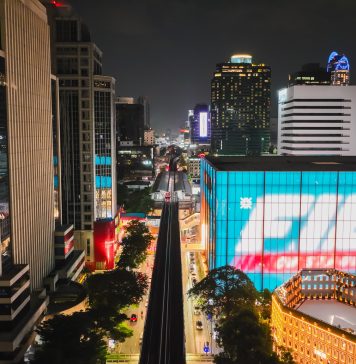 แรงสะเทือนกลางเมือง! อองตวน ปินโต จับมือ ห้างเซ็นทรัลชิดลม ในเครือเซ็นทรัล รีเทล และ Thonburi Phanich สร้างโมเมนต์ประวัติศาสตร์ในงาน FINAL PIT ON STAGE AT CENTRAL CHIDLOM PRESENTED BY THONBURI PHANICH